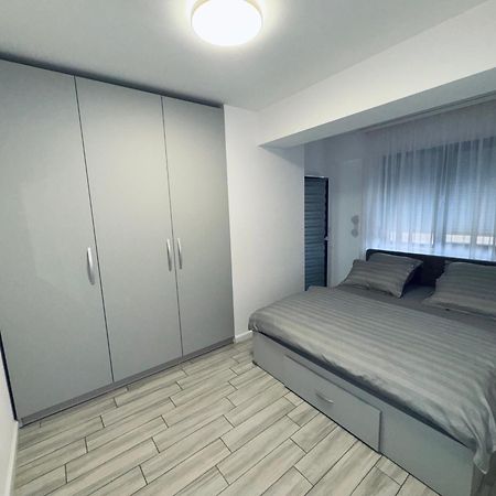 Come&Enjoy Craiova Exterior foto